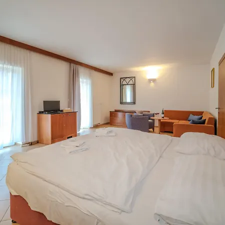 Barborka Hotel 3*